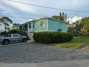 3625 Riviera Cir, Unit 3625 Riviera Circle in Bonita Springs, FL - Building Photo - Building Photo