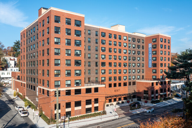 The Marquee in Yonkers, NY - Building Photo - Building Photo