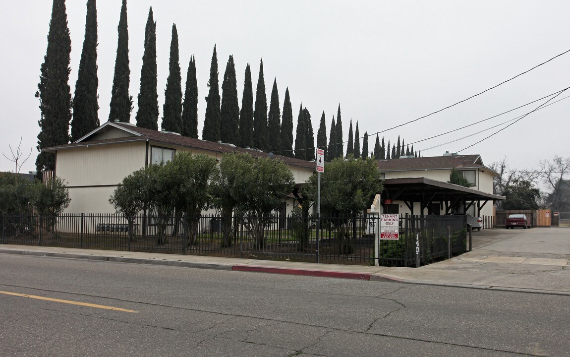 140-150 Twentieth Century Blvd in Turlock, CA - Building Photo