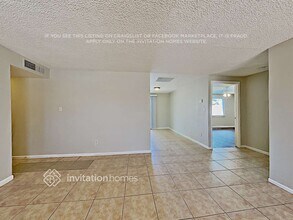 13232 N 39th St in Phoenix, AZ - Building Photo - Building Photo