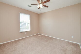 17327 Davenway Dr in Houston, TX - Building Photo - Building Photo