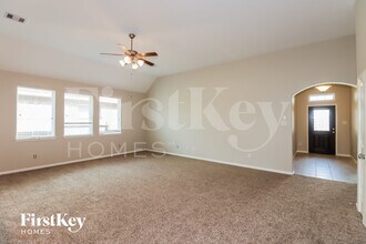 1500 Foshee Ct in Alvin, TX - Foto de edificio - Building Photo