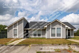 246 W Northpoint Rd in Spring Lake, NC - Building Photo