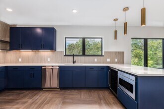 3 Walker St in Kittery, ME - Building Photo - Building Photo