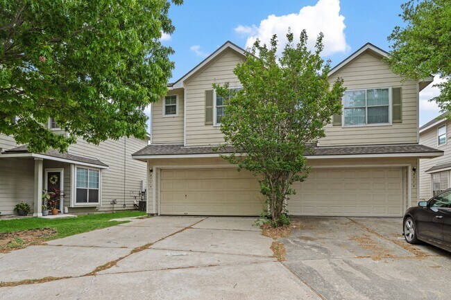 8714 Thistlemoor Ln in Houston, TX - Building Photo - Building Photo