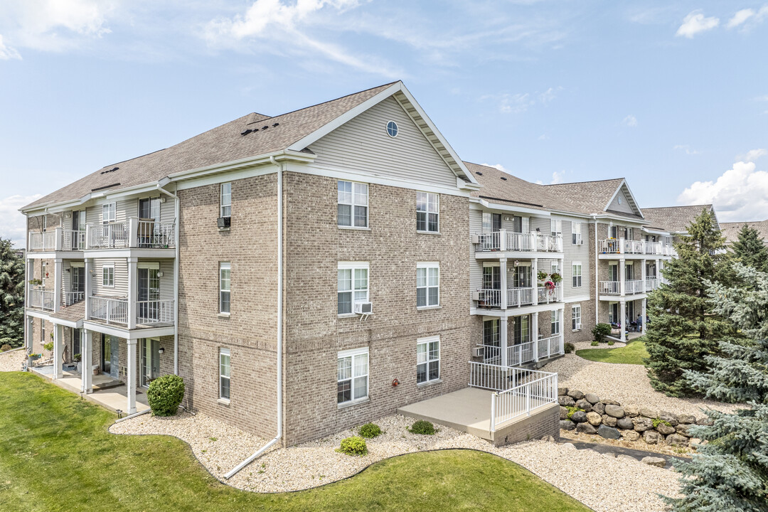 Rosewood Apartments in Stoughton, WI - Foto de edificio