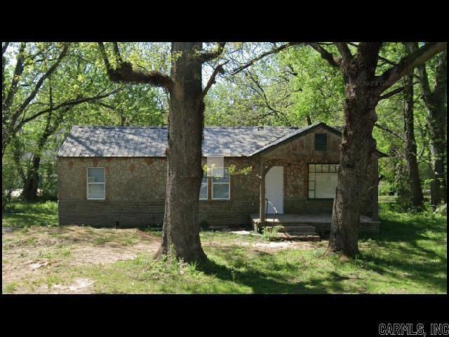 202 NE 2nd St in Bryant, AR - Building Photo