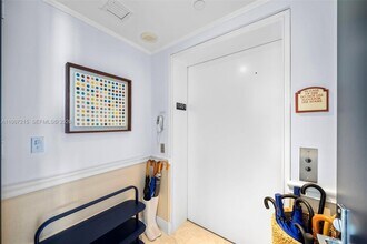 789 Crandon Blvd in Key Biscayne, FL - Building Photo - Building Photo