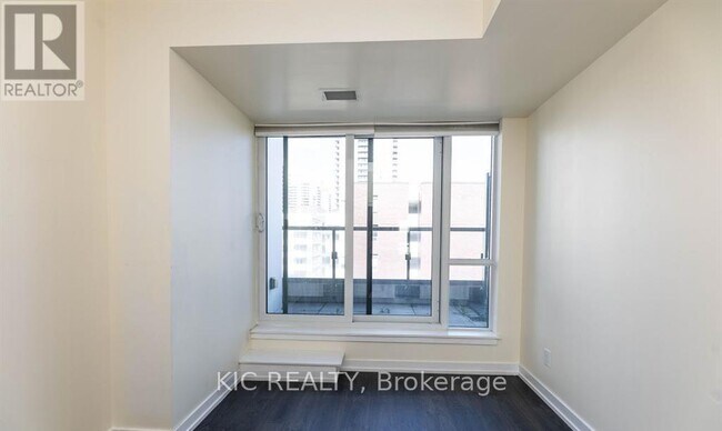 200 Sackville St in Toronto, ON - Building Photo - Building Photo