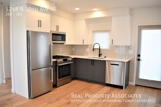 5248 39th Ave NE in Seattle, WA - Building Photo - Building Photo