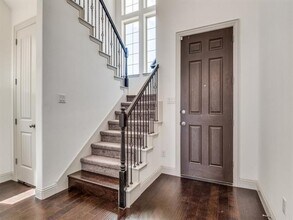 2128 Ella Ln in Carrollton, TX - Building Photo - Building Photo