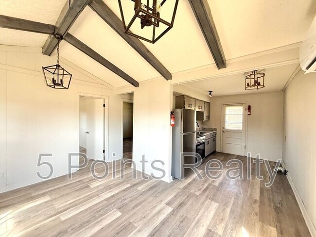 2121 Bracey Cir in Joelton, TN - Foto de edificio - Building Photo