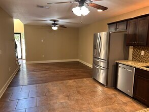 12310 Hunter Dr in Platte City, MO - Building Photo - Building Photo