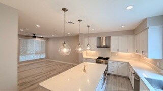13026 Lumen Wy in San Diego, CA - Building Photo