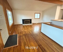 6905 N Lincoln St in Spokane, WA - Foto de edificio - Building Photo