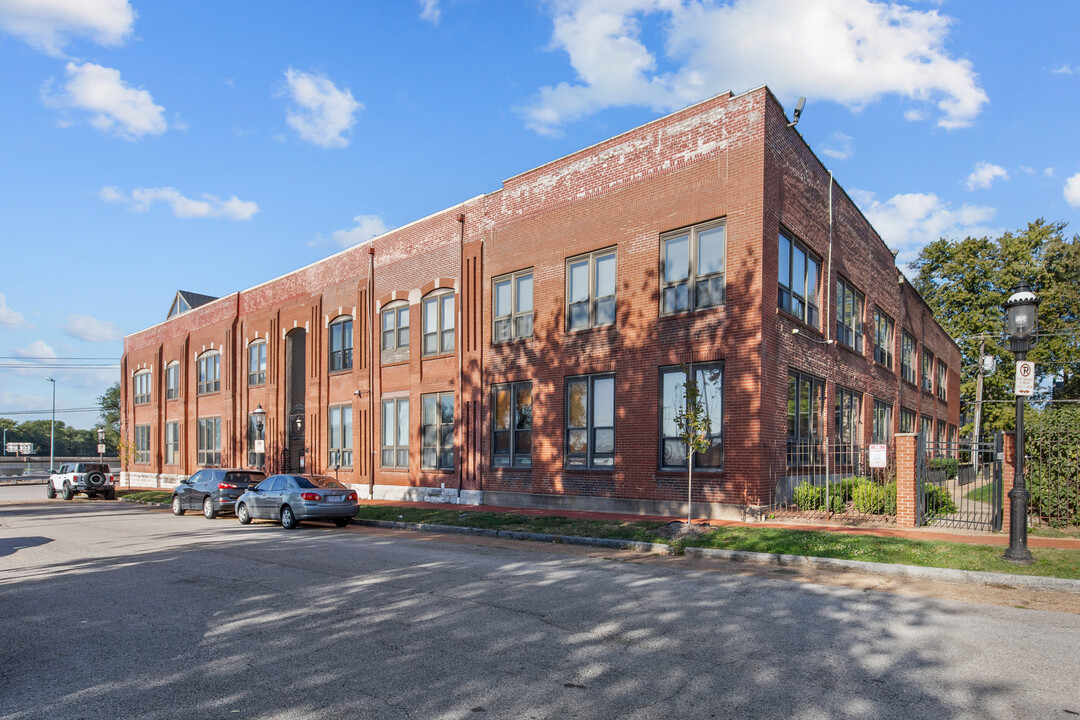 Soulard Apartments in St. Louis, MO - Building Photo