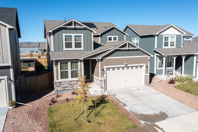 8042 Goldenray Pl in Colorado Springs, CO - Building Photo - Building Photo