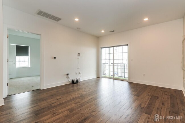 827 Stiller Ln in Monroe Township, NJ - Building Photo - Building Photo