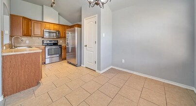 6145 Ortiz Dr in Corpus Christi, TX - Building Photo - Building Photo