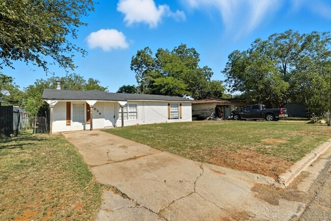 property at 2034 Collins Ave