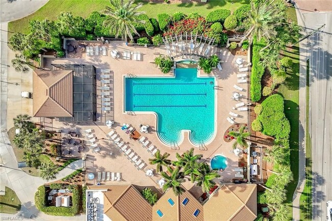 12804 Maiden Cane Ln in Bonita Springs, FL - Foto de edificio - Building Photo