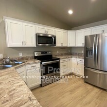 1417 Columbine Dr in Billings, MT - Building Photo - Building Photo