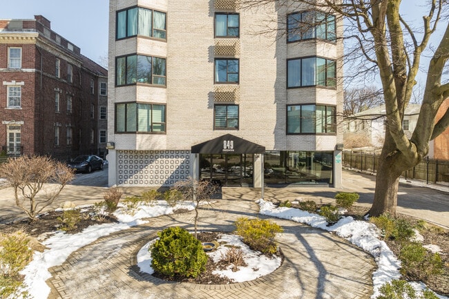 849 Delaware Ave in Buffalo, NY - Building Photo - Building Photo