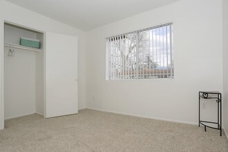 Mayberry Colony Apartments in Hemet, CA - Building Photo - Interior Photo