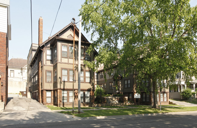 Steward Apartments in Jackson, MI - Building Photo - Building Photo