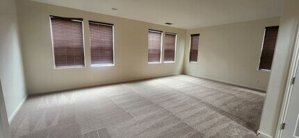 10285 Beckley Way in Elk Grove, CA - Building Photo - Building Photo