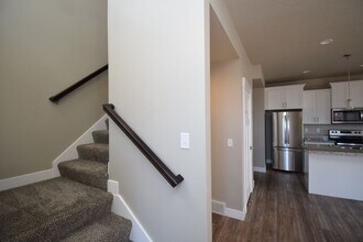 767 Oakhampton Dr in Sandy, UT - Building Photo - Building Photo