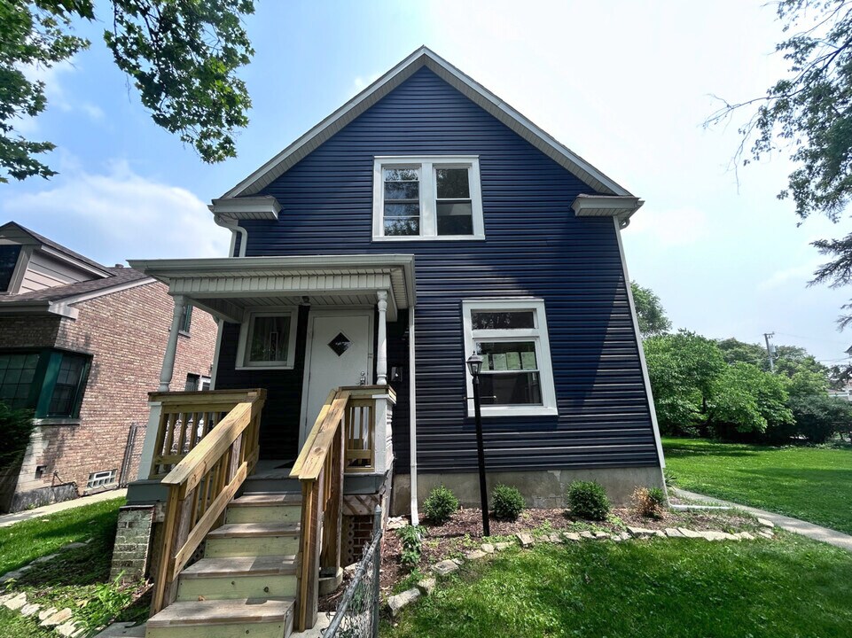 4003 Madison Ave in Brookfield, IL - Building Photo
