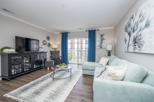 Heritage at Settlers Landing Apartments