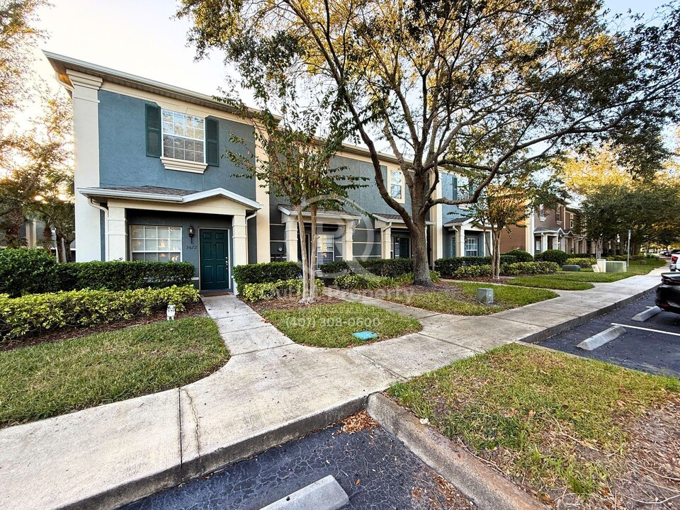 3668 Wilshire Way Rd in Orlando, FL - Building Photo