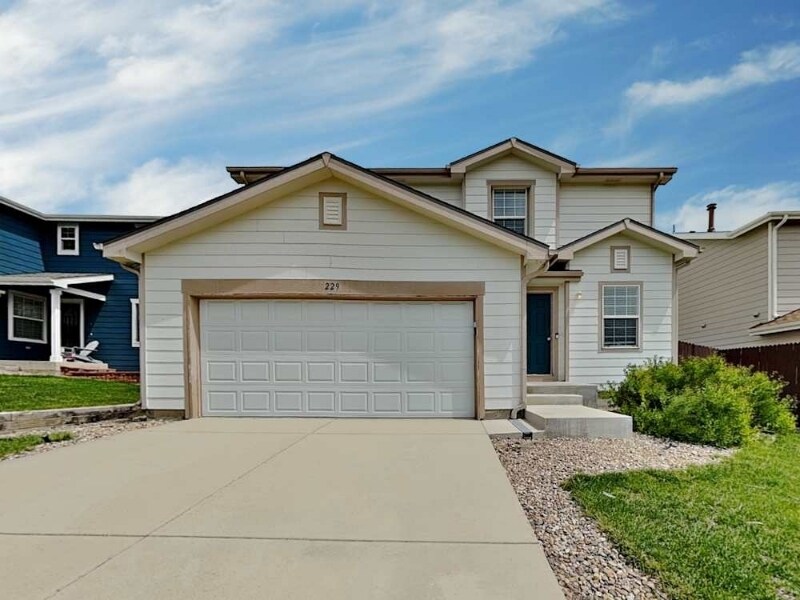 229 Morales Ln in Erie, CO - Building Photo