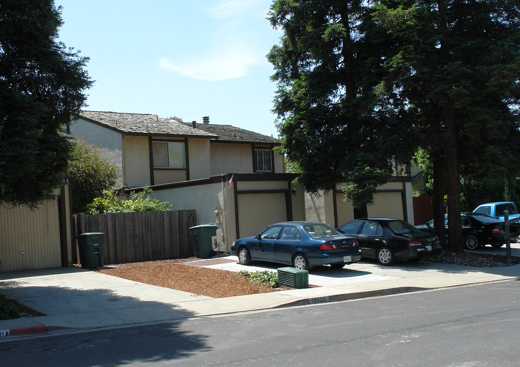 1850 Premier Pl in Concord, CA - Building Photo