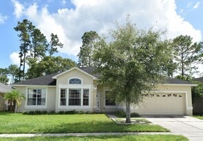 12420 Wilcox Ct in Orlando, FL - Building Photo