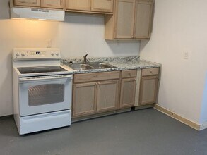 538 Glenvale Dr-Unit -B in Houston, TX - Building Photo - Building Photo