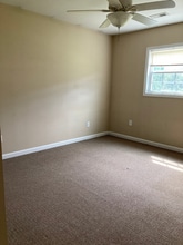 830 Deerfield Ln in Hampton, TN - Building Photo - Building Photo