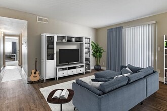 Portofino Apartments in Pittsburg, CA - Building Photo - Building Photo