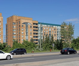 Emerald Point in Pickering, ON - Building Photo - Primary Photo