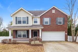 5823 Roxbury Dr in Murfreesboro, TN - Building Photo