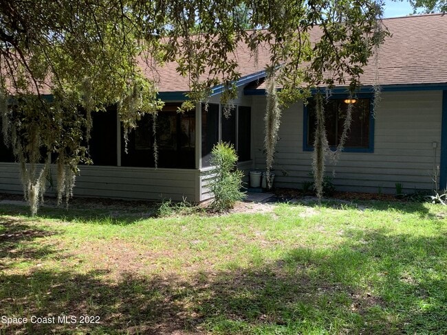 5612 Sisson Rd in Titusville, FL - Building Photo - Building Photo