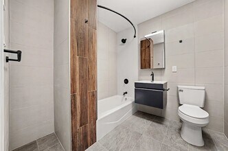 435 Central Ave in Brooklyn, NY - Building Photo - Building Photo