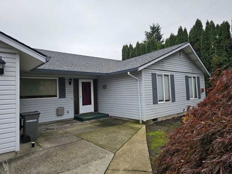 11019 NW 33rd Ave in Vancouver, WA - Building Photo
