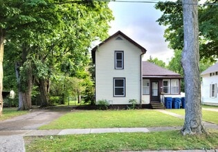 56 Cutter Ave in Coldwater, MI - Foto de edificio - Building Photo