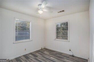 5253 Brookdale Dr in Forest Park, GA - Building Photo - Building Photo