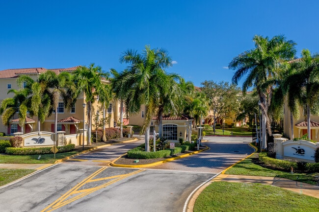Vie Villas at Boca Raton