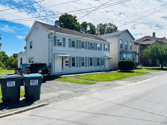 22-24-24 Jane St in Saugerties, NY - Building Photo - Building Photo