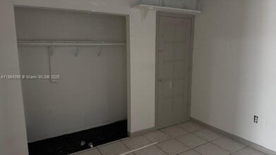 13131 SW 56th Terrace in Miami, FL - Building Photo - Building Photo